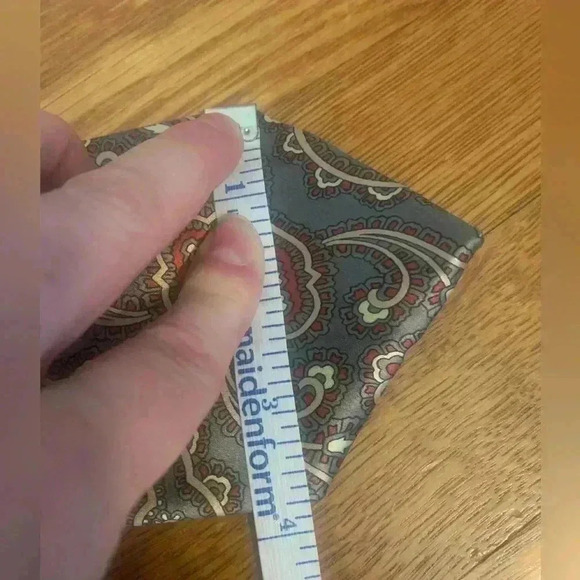 Oscar De La Renta Couture Men's Designer Silk Neck Tie - Picture 8 of 8